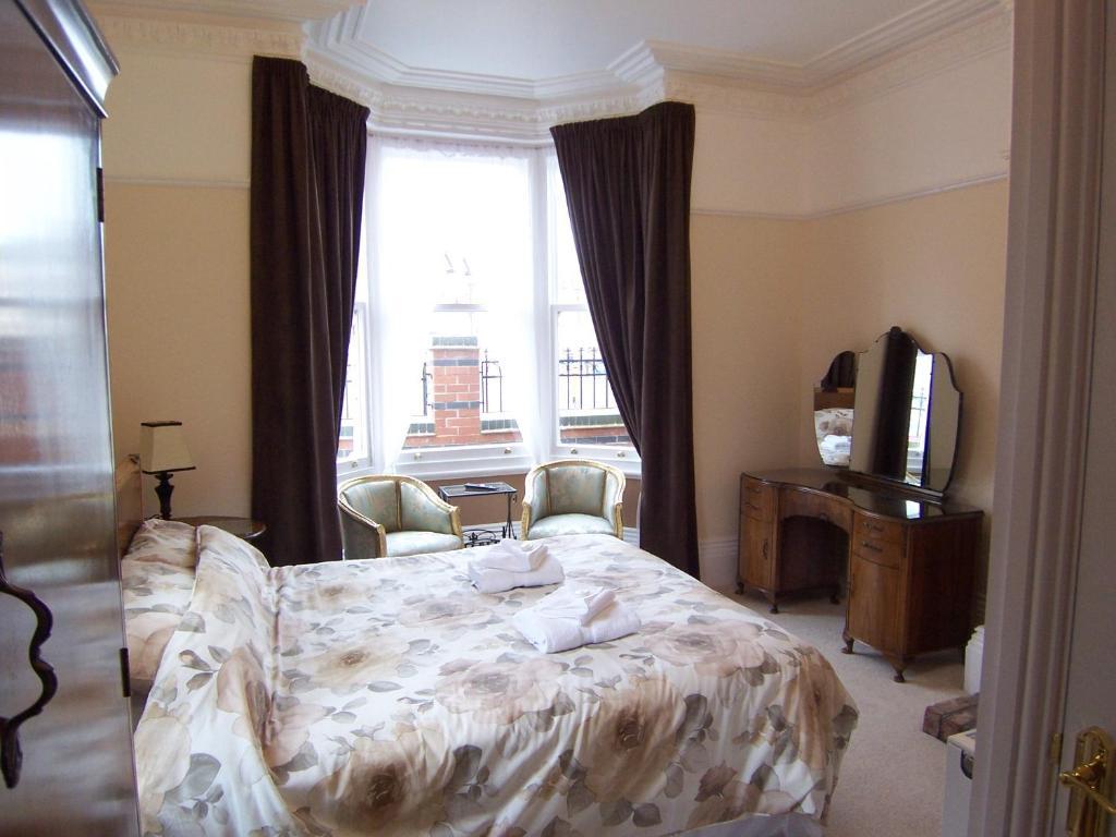 The Hollies Guest house Bridlington